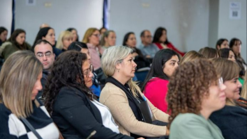 La inteligencia artificial será parte de la formación docente en Mendoza